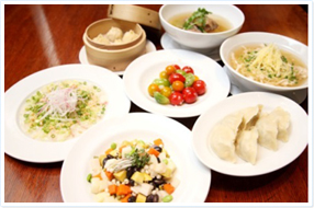 TVカメラ含め、多数のメディアの方々に来場いただきました